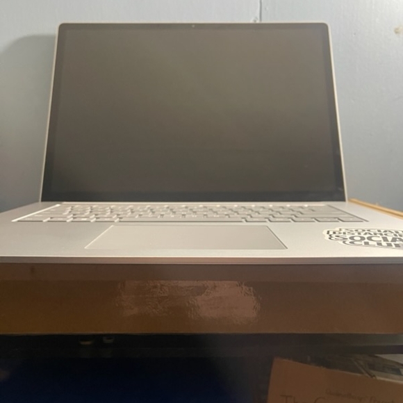 Surface Pro 3 laptop - Picture 3 of 9